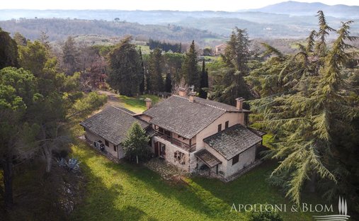 Maisons de campagne à Paciano, Ombrie, Italie 1