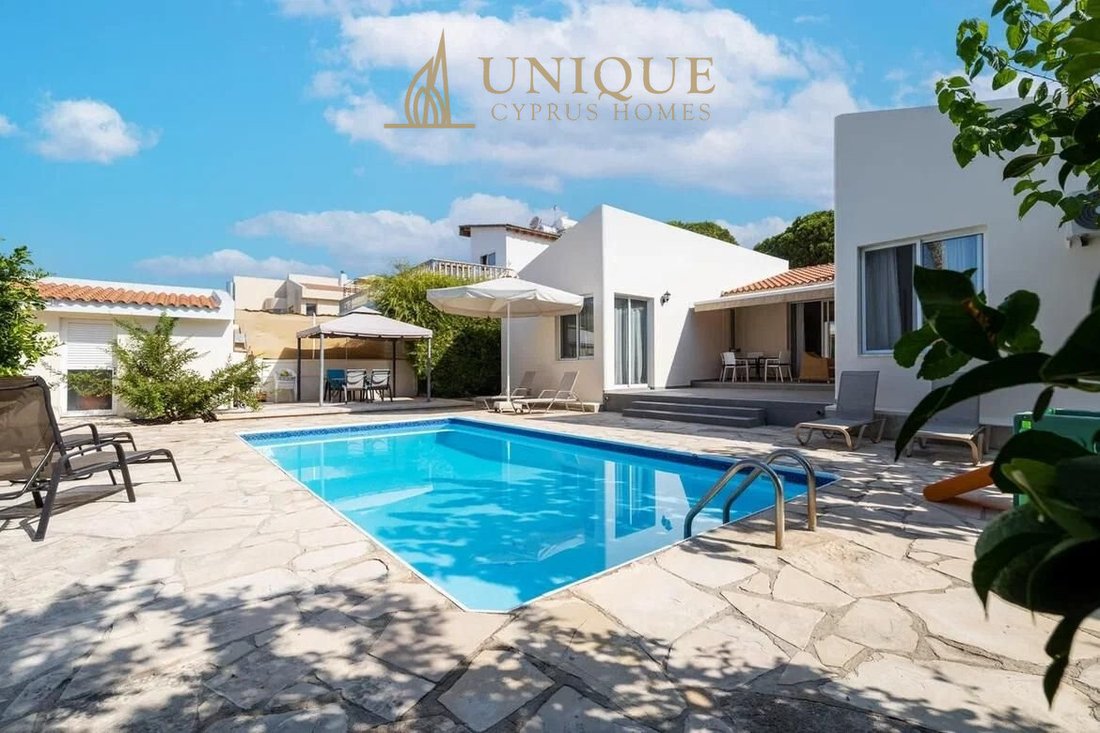 Bungalow in Peyia, Paphos, Cyprus 4 - 15447468