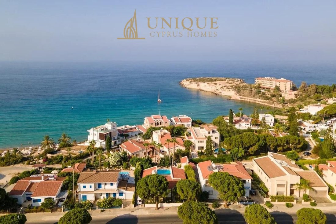 Bungalow in Peyia, Paphos, Cyprus 2 - 15447468