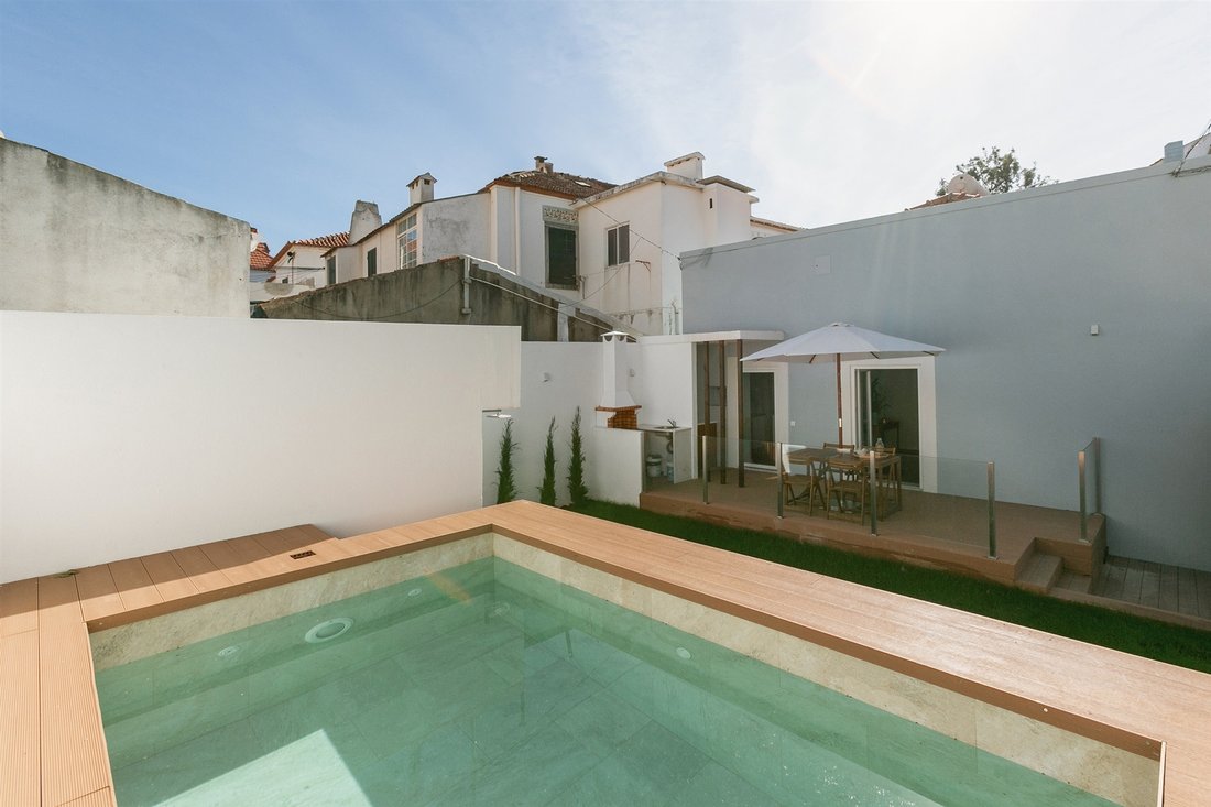 House in Carcavelos e Parede, Lisbon, Portugal 2 - 15450221