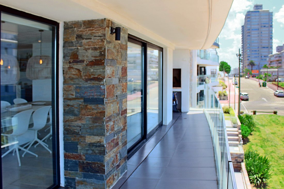 Apartment in Punta del Este, Maldonado Department, Uruguay 1 - 15443962