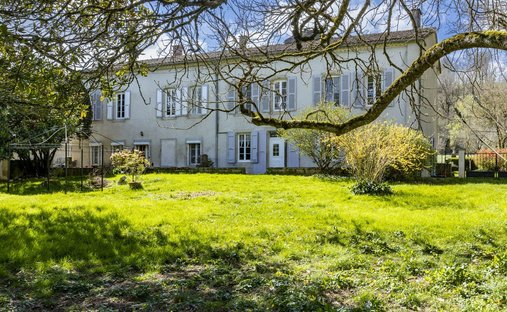 House in Faubourg Est-Peraudel, Castres, France 1