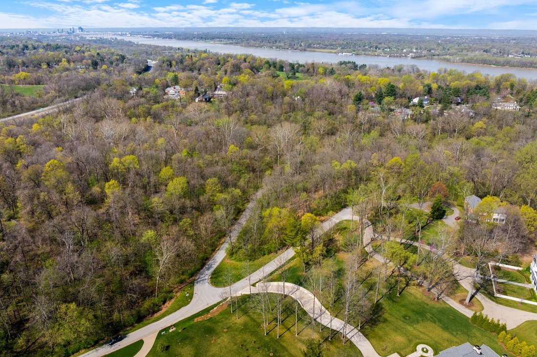 Land in Glenview, Kentucky, United States 1 - 15448767