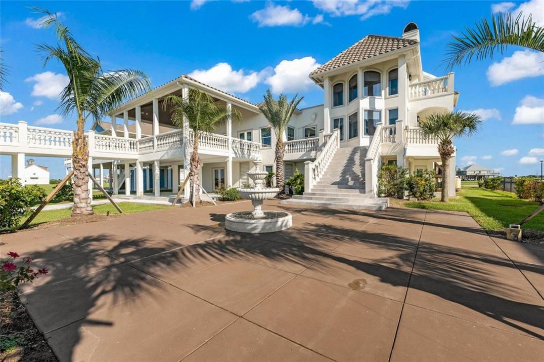House in Bolivar Peninsula, Texas, United States 2 - 15446576