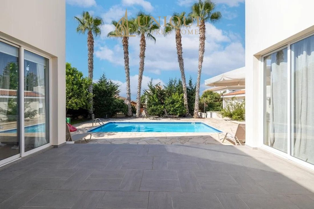 Bungalow in Peyia, Paphos, Cyprus 3 - 15447468