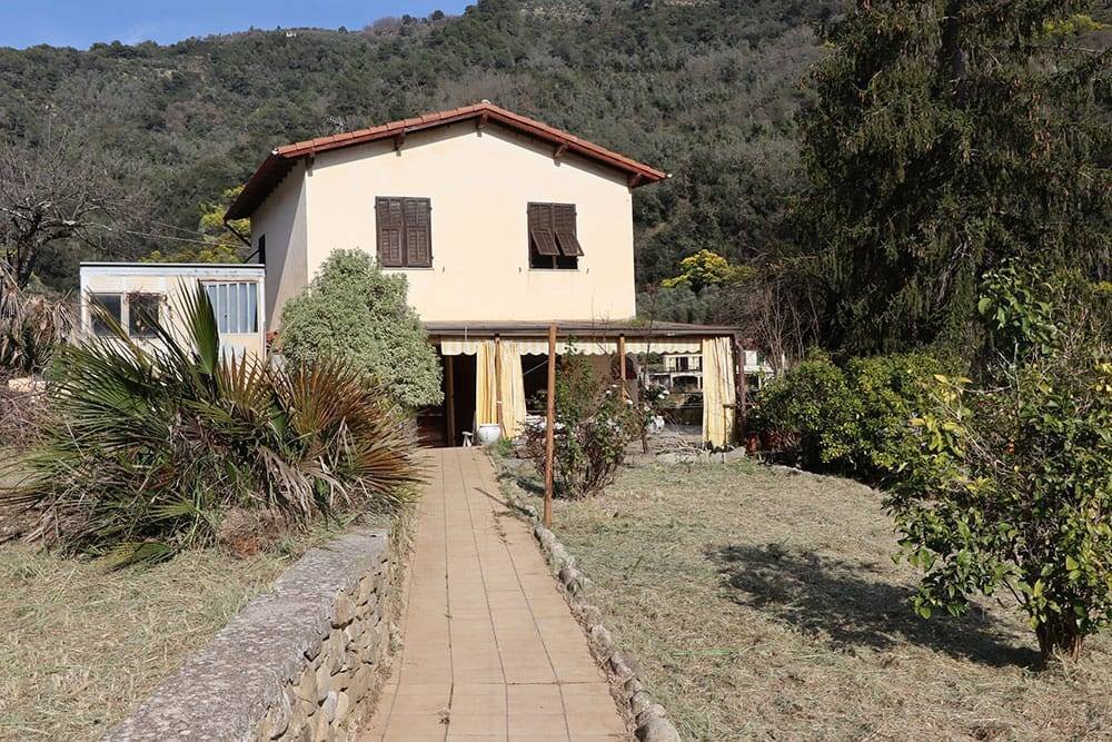 Villa in Dolceacqua, Liguria, Italy 5 - 15446372