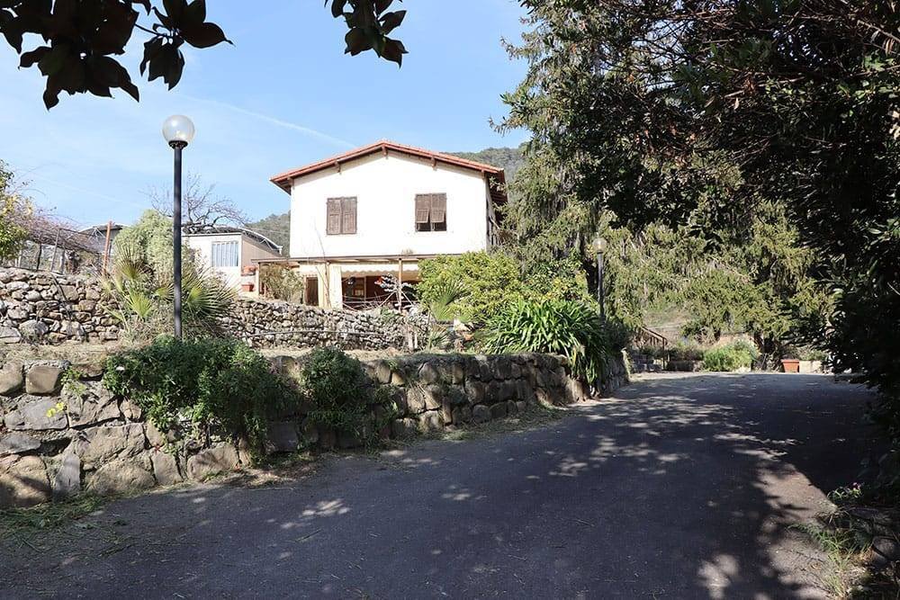 Villa in Dolceacqua, Liguria, Italy 3 - 15446372
