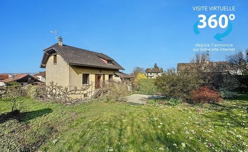 House in Neuvecelle, Auvergne-Rhône-Alpes, France 1