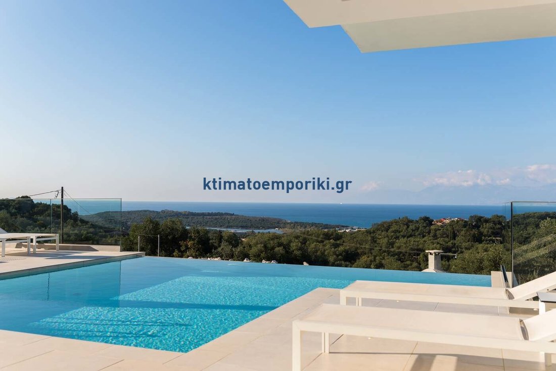 Villa in Corfu, Peloponnese, Western Greece and the Ionian, Greece 4 - 15444475
