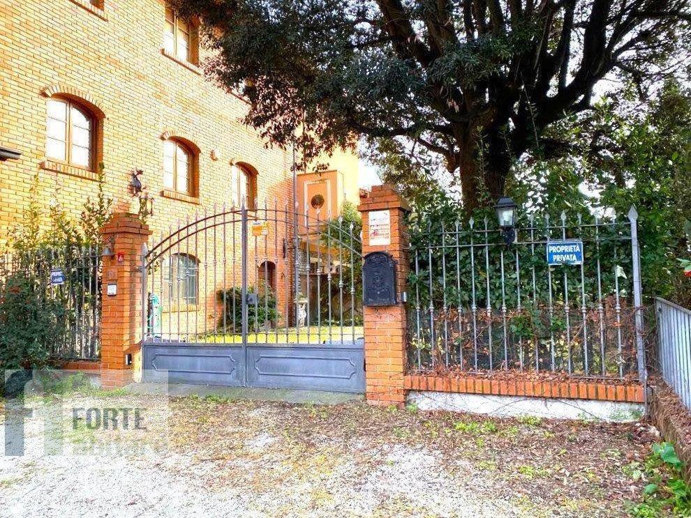 Country House in Camaiore, Tuscany, Italy 2 - 15446718
