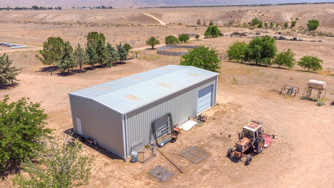 House in New Cuyama, California, United States 3 - 15446598