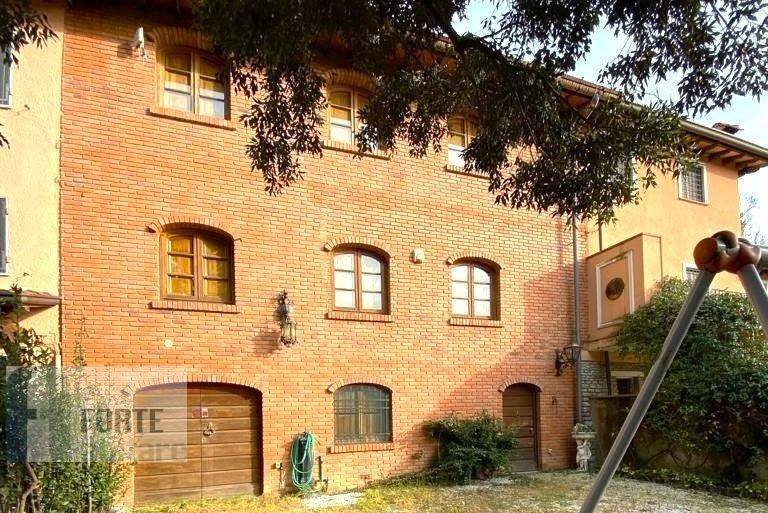Country House in Camaiore, Tuscany, Italy 1 - 15446718
