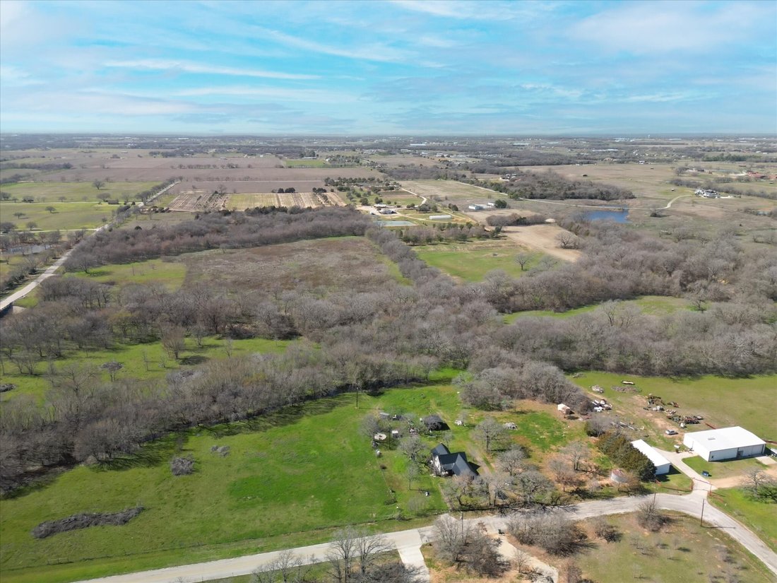 Farm Ranch in Pilot Point, Texas, United States 3 - 15449530
