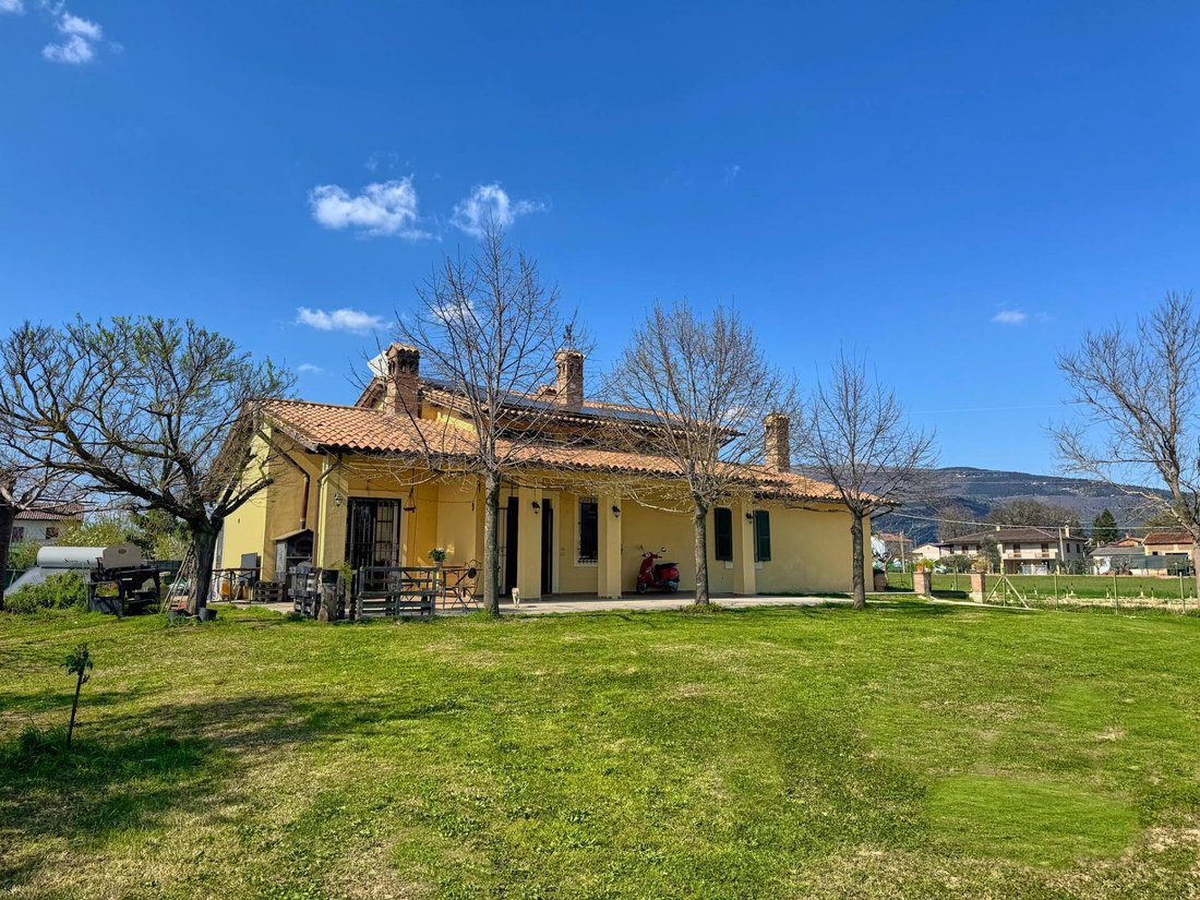 Villa in Spello, Umbria, Italy 5 - 15446737
