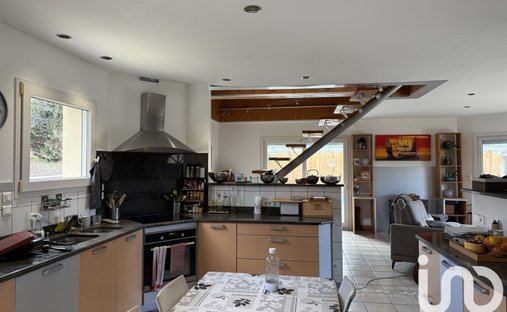 Castle for Sale in Bas-en-Basset, Auvergne-Rhône-Alpes, France