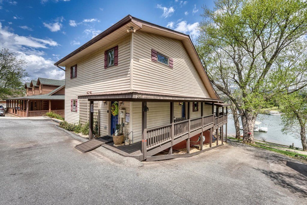 House in Hayesville, North Carolina, United States 2 - 15450998