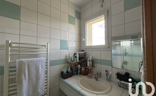 Castle for Sale in Bas-en-Basset, Auvergne-Rhône-Alpes, France