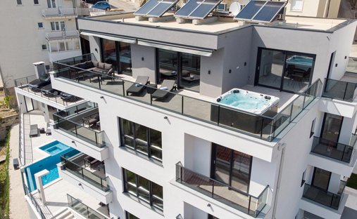 Villa in Omis, Split-Dalmatia County, Croatia 1