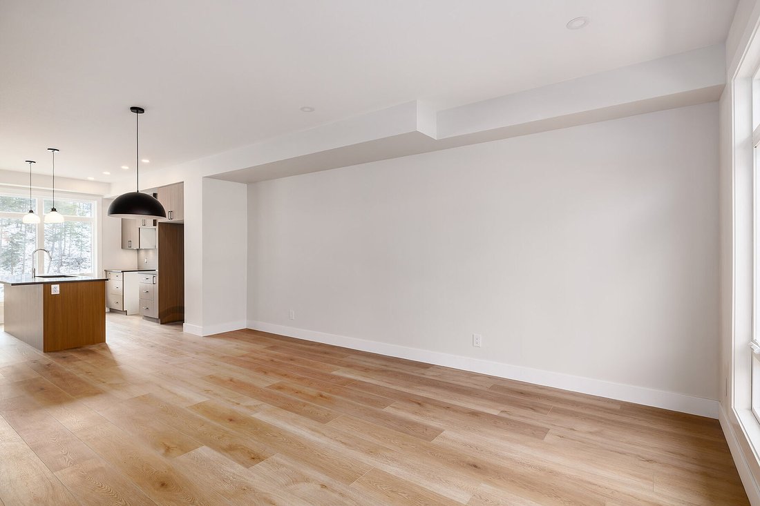 Townhouse in Kelowna, British Columbia, Canada 5 - 15448117