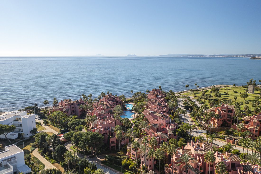 Apartment in Gualdalmansa, Estepona, Andalusia 5 - 15447675