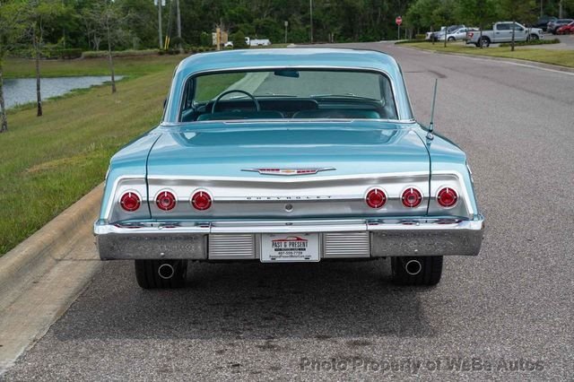 Chevrolet Impala in Calverton, NY, United States 4 - 15446059