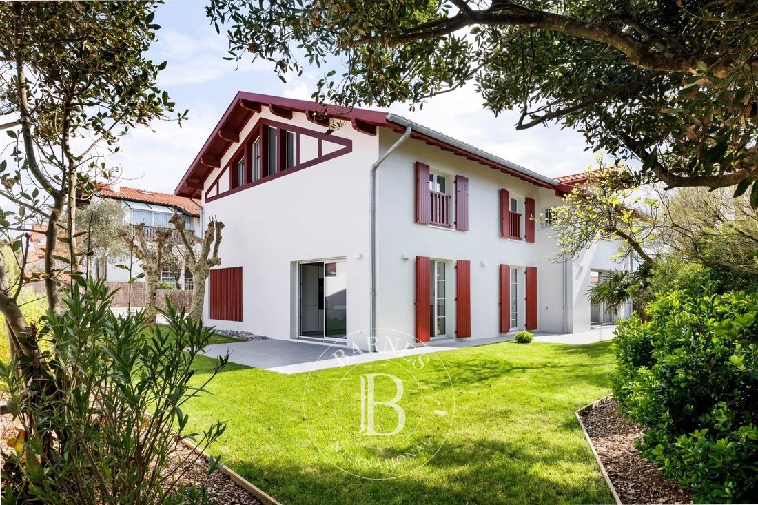 House in République - Beau Rivage, Biarritz, France 1 - 15443647