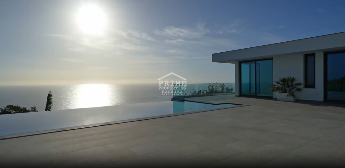 Villa in Arco da Calheta, Autonome Region Madeira, Portugal 2 - 14538533