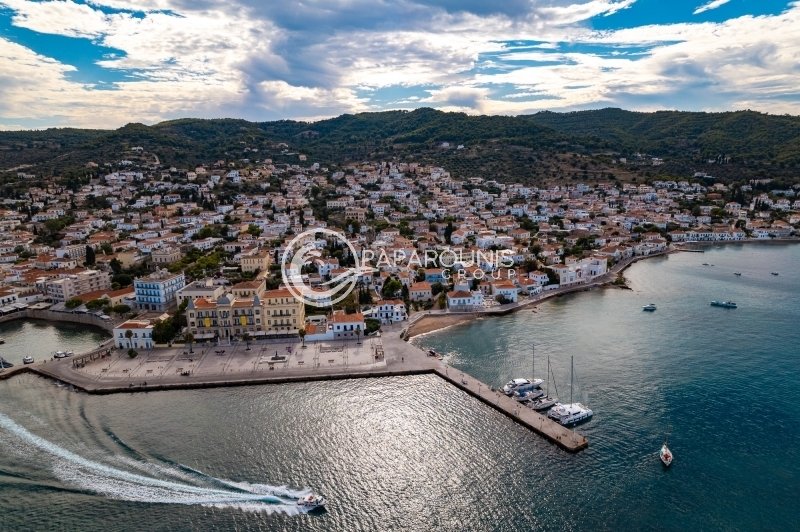House in Spetses, Attica, Greece 1 - 15451345