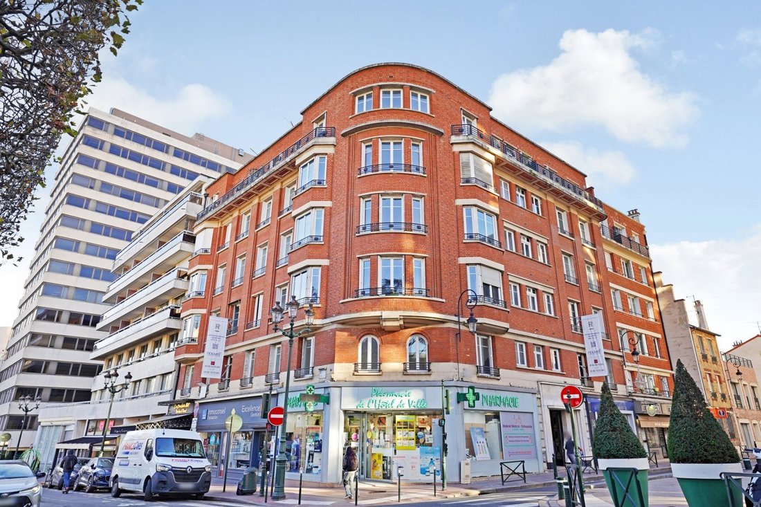 Apartment in Puteaux, Ile-de-France, France 2 - 14978065