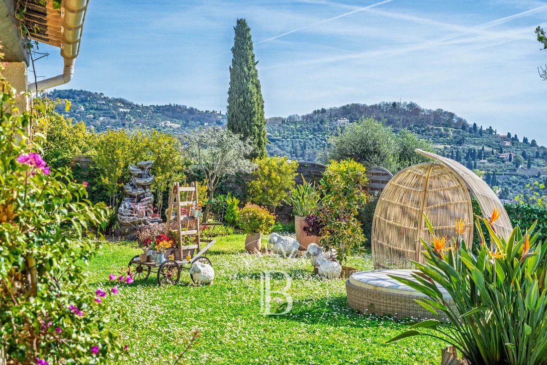 Villa in Grasse, Provence-Alpes-Côte d'Azur, France 4 - 15451682