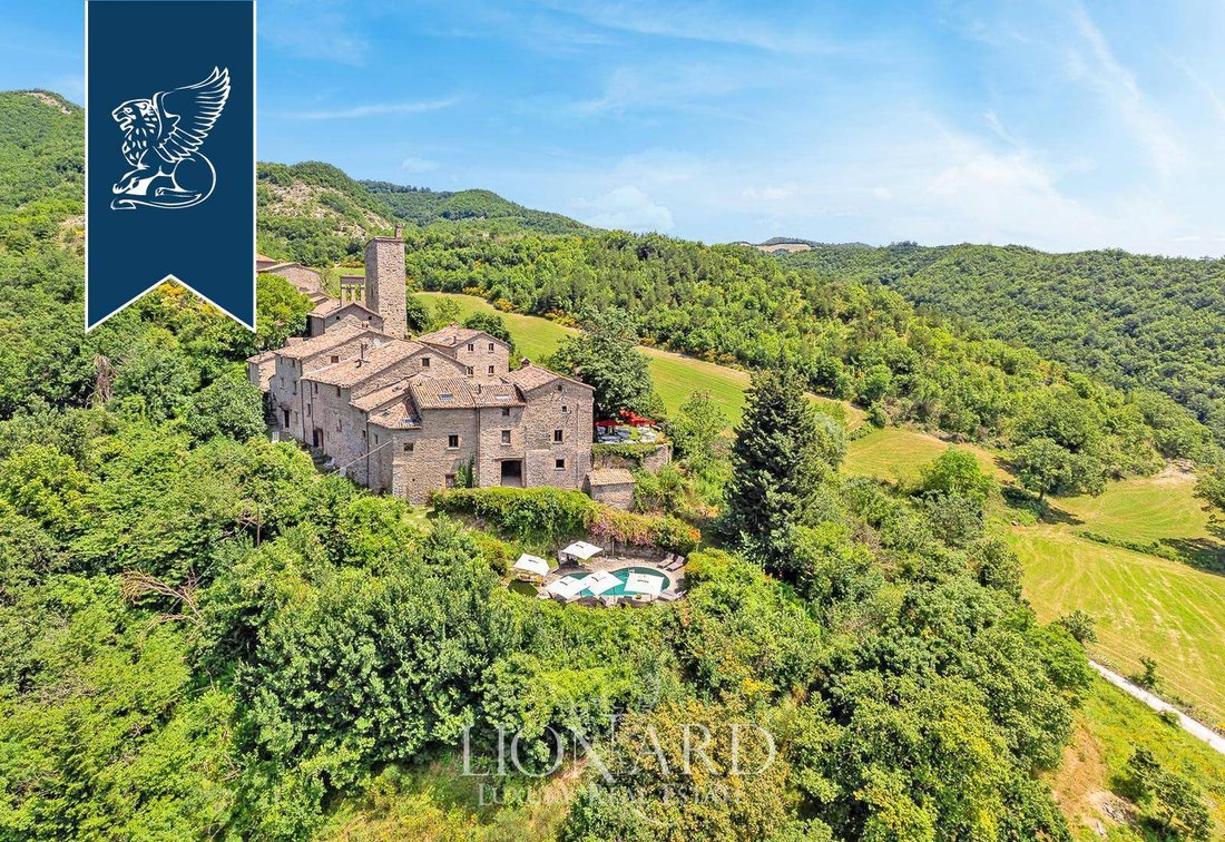 Dante’s Exile: A Medieval Castle Where Poetry Meets Eternity