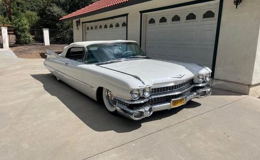 Cadillac Series 62 in Calverton, United States 1