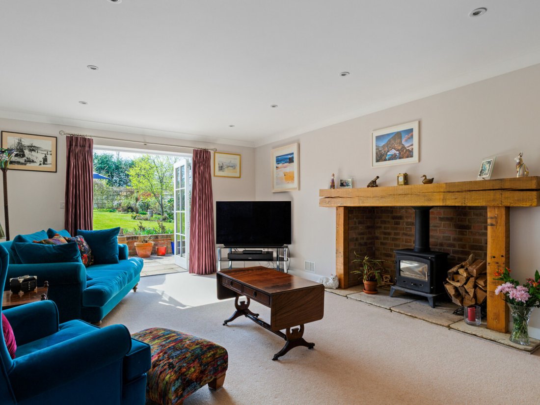 House in Gaddesden Row, England 2 - 15446396