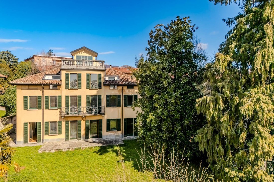 Maison à Varèse, Lombardie, Italie 1 - 15450217