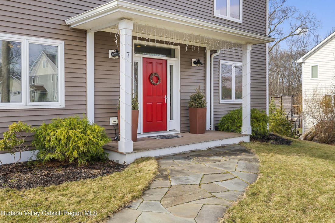 House in New Paltz, New York, United States 2 - 15444344