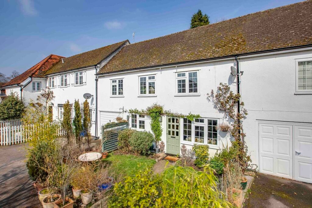House in Wooburn Green, England 1 - 15444967