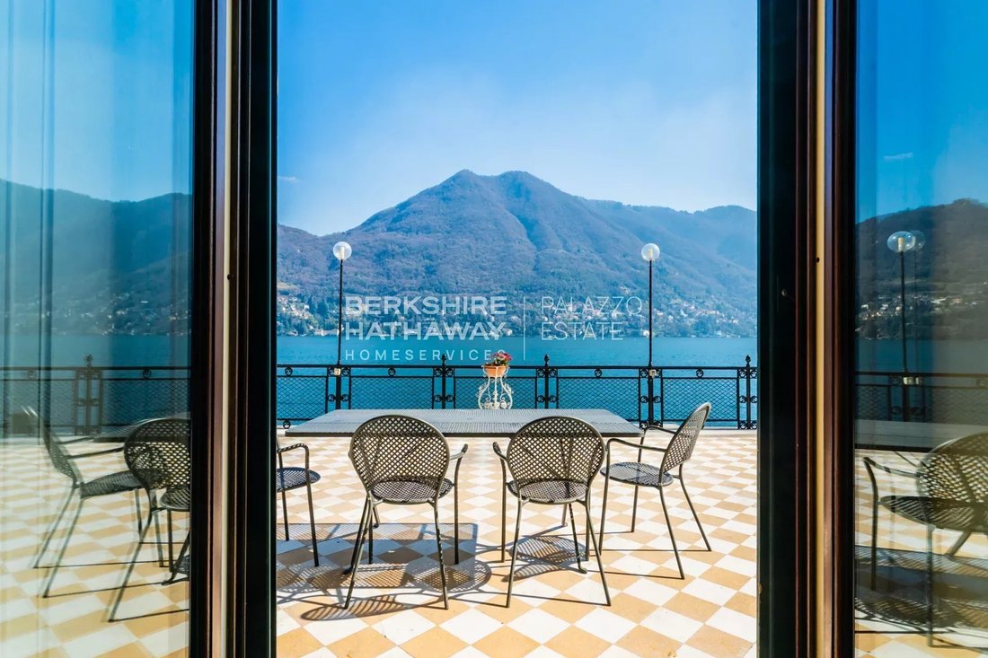 Villa à Moltrasio, Lombardie, Italie 4 - 15446344