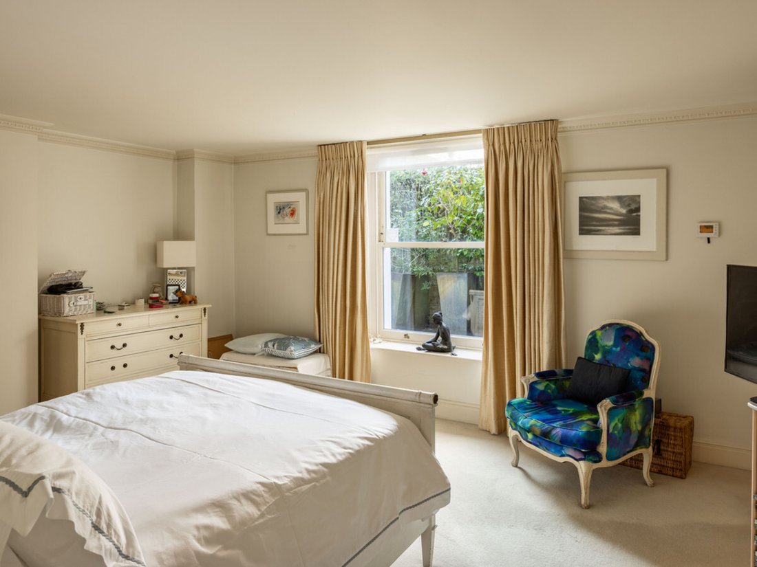 Apartment in Holland Park, Kensington And Chelsea, England 5 - 15449768