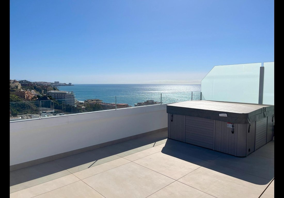 Penthouse in Fuengirola, Andalusia, Spain 5 - 15447399