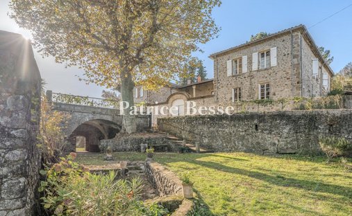 House in Prades, Auvergne-Rhône-Alpes, France 1