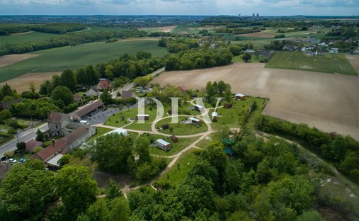 Land in Salins, Ile-de-France, France 1