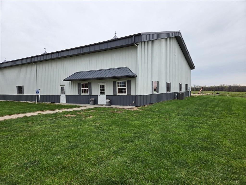 Farm Ranch in Louisburg, Kansas, United States 4 - 15448152