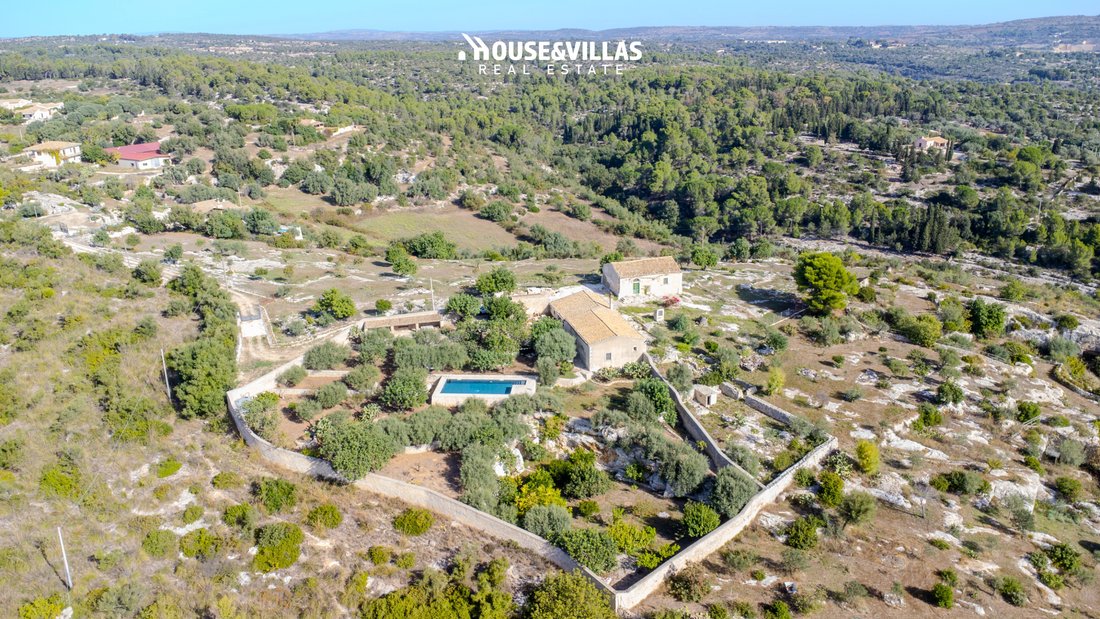 Villa in Center, Noto, Sicily 1 - 14364506