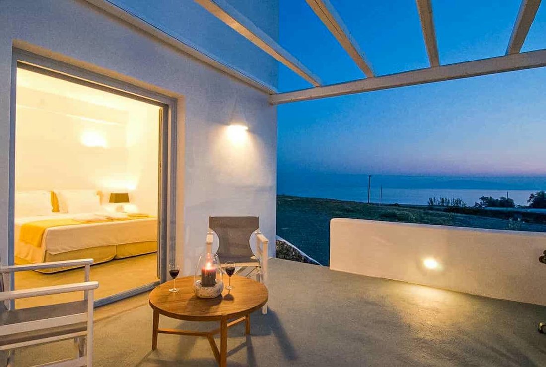Villa in Thira, Aegean, Greece 2 - 15452549
