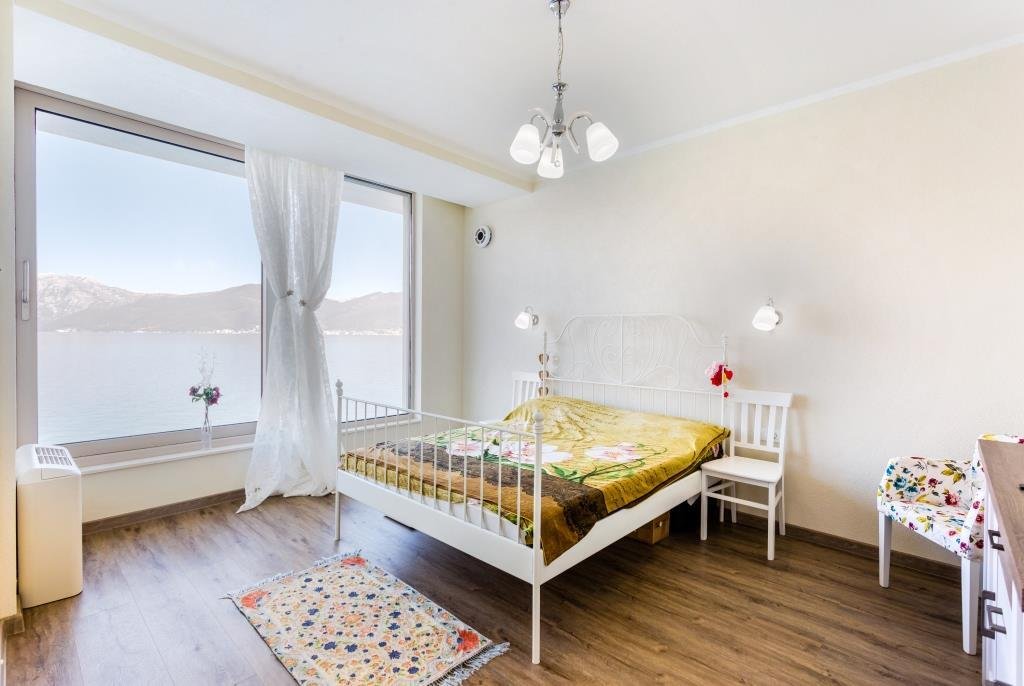 Villa in Krašići, Tivat Municipality, Montenegro 4 - 15452485