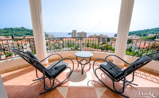 Villa in Petrovac, Budva Municipality, Montenegro 1