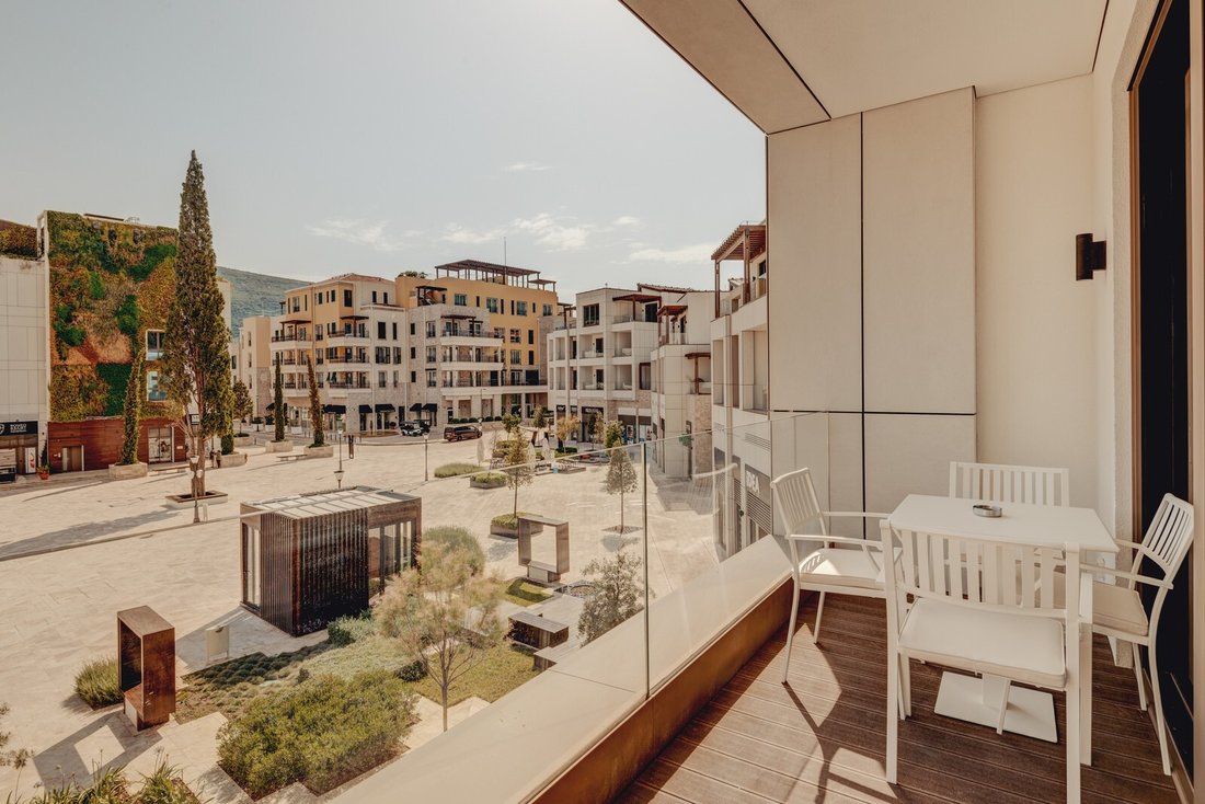 Apartment in Herceg Novi, Herceg Novi Municipality, Montenegro 5 - 15453311