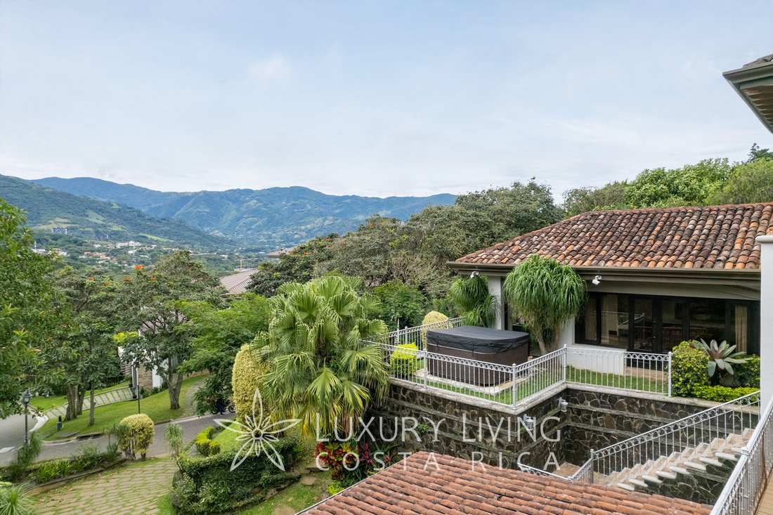 House in Santa Ana, San José Province, Costa Rica 5 - 15450237