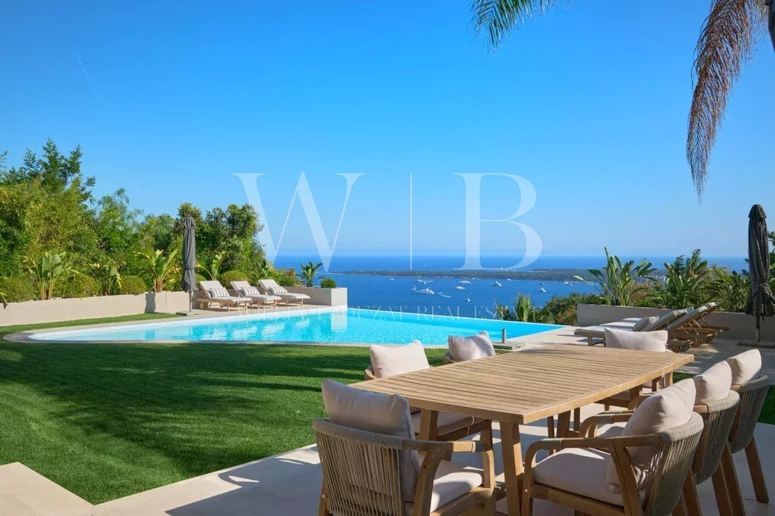 Villa in Cannes, Provence-Alpes-Côte d'Azur, France 1 - 15453800