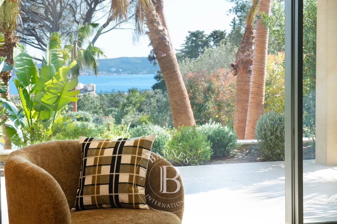 Villa in Ville-Les Saquedes-Le Bouillonnet, Sainte-Maxime, France 4 - 13702540